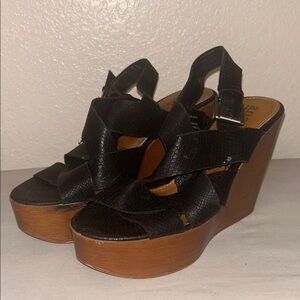 Black Crisscross Wedge Sandals with Faux-Wood Platform